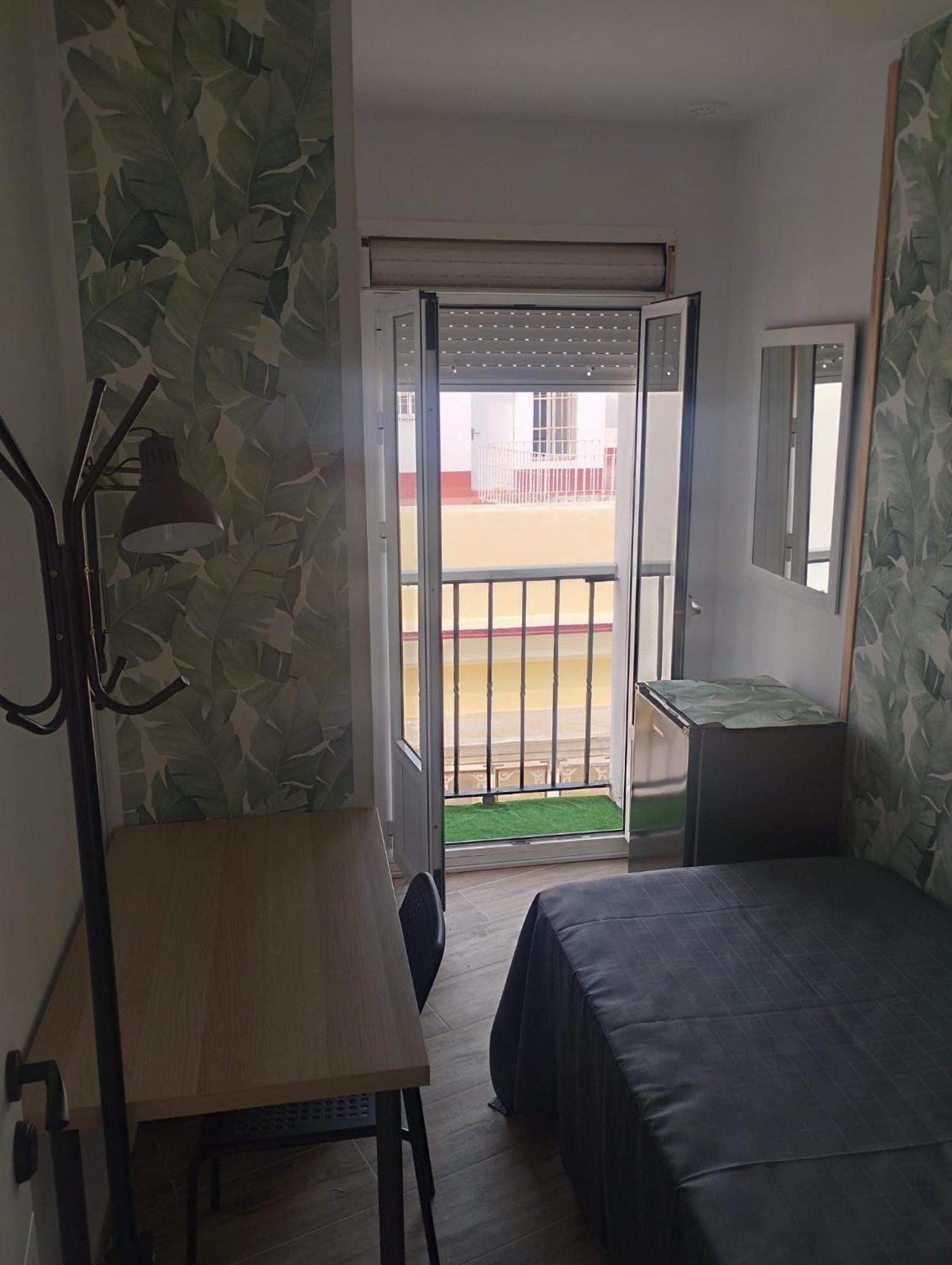Cervantes Rooms Cadiz Luaran gambar
